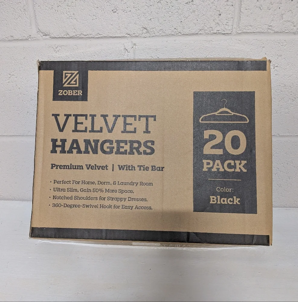 Black Velvet Clothing Hangers W/Tie Bar - Non-Slip, Swivel Hook, 20 pack, NWT